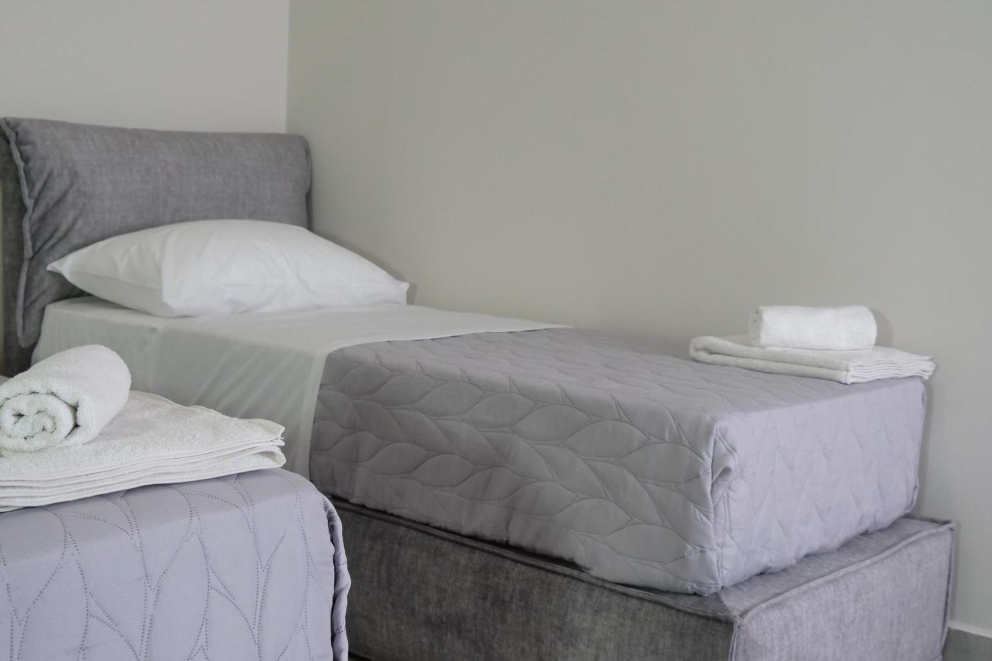 Stay-Five Rooms & Apartments Shkodra Exterior foto