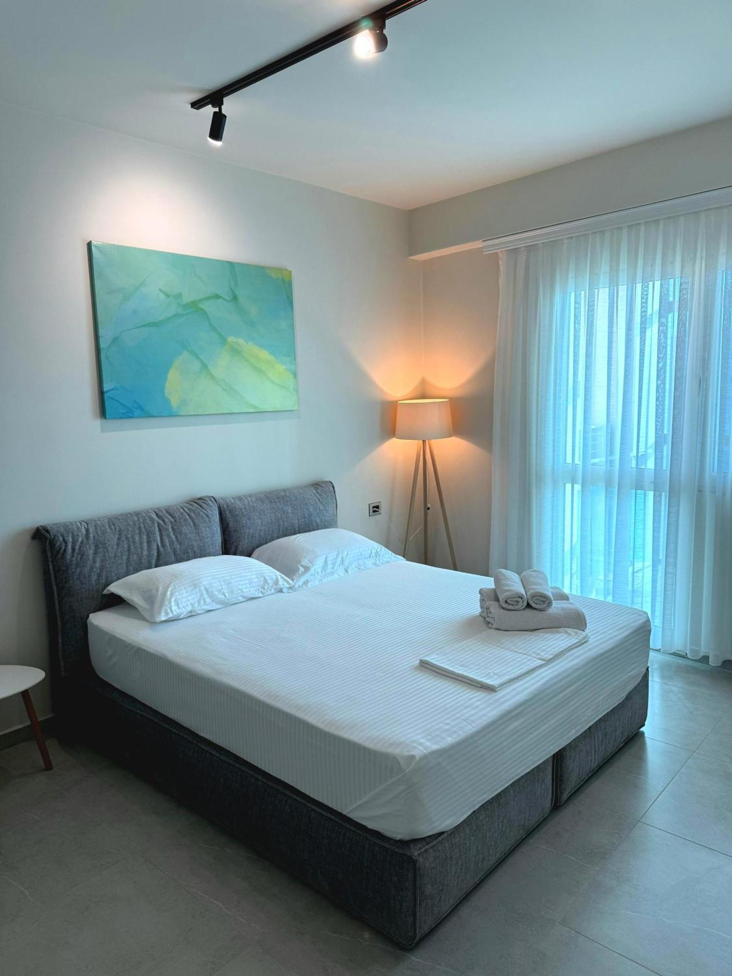 Stay-Five Rooms & Apartments Shkodra Exterior foto